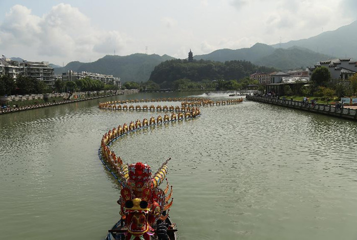 瓯江水上蛟龙节